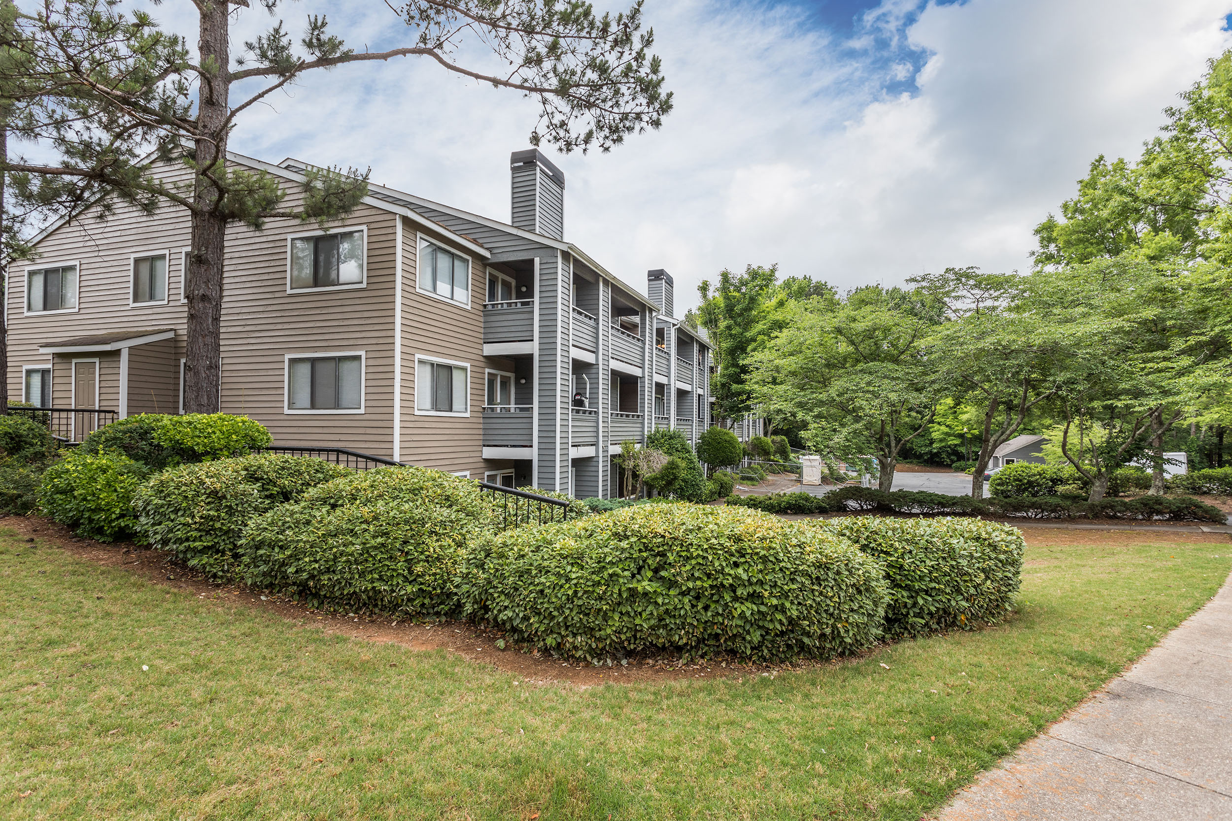 Photos and Video of Crestmont in Marietta, GA